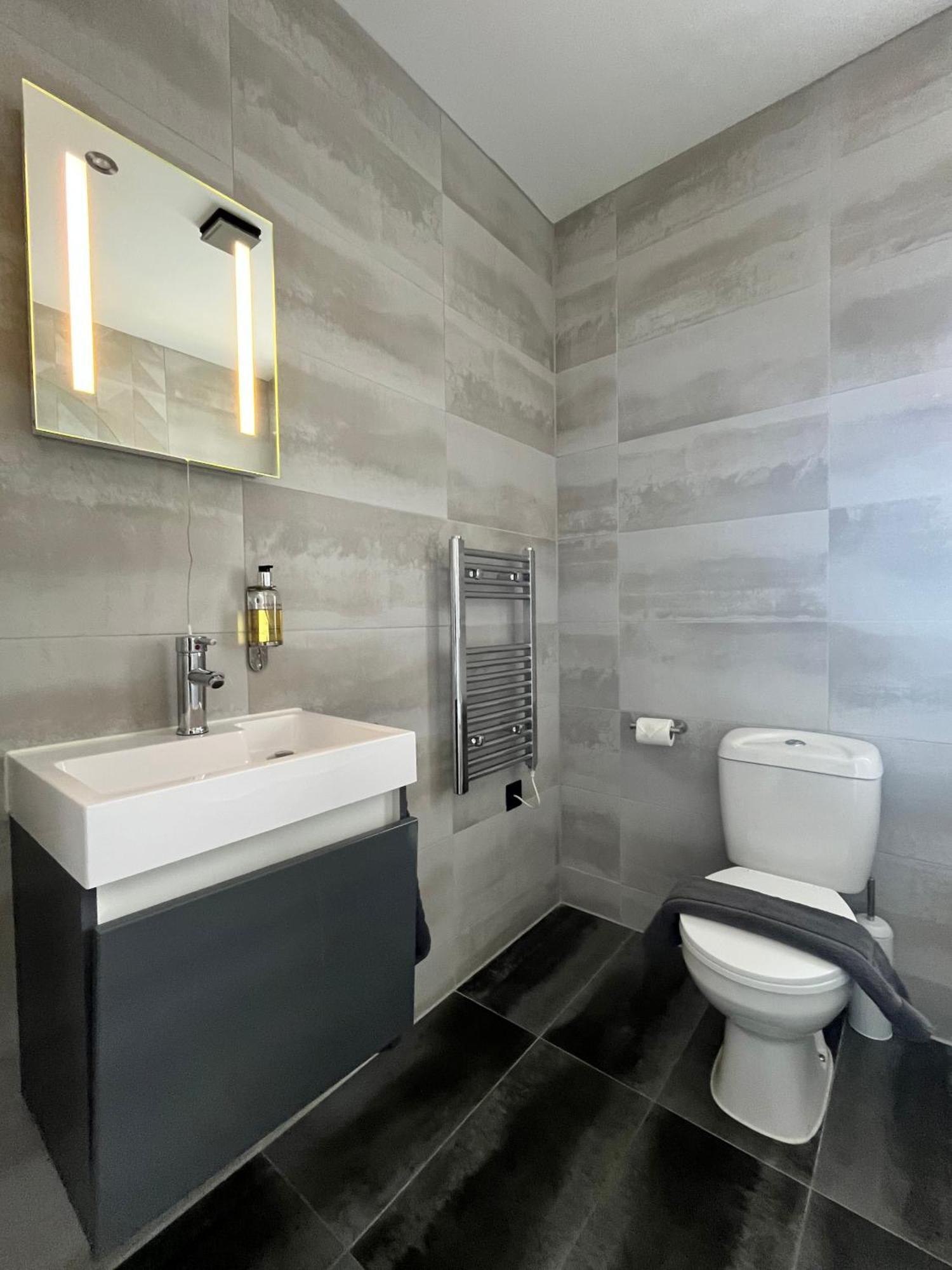 Luxury Norwich City Centre Apartment - Free Parking Exterior photo